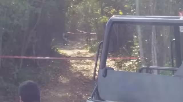 Los testigos señalan que se trata de un indigente.