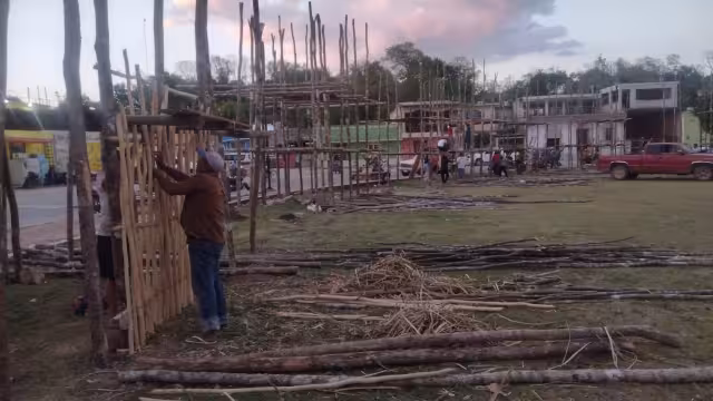 Iturbide y Bolonchén mantienen cosos taurinos artesanales en Hopelchén.