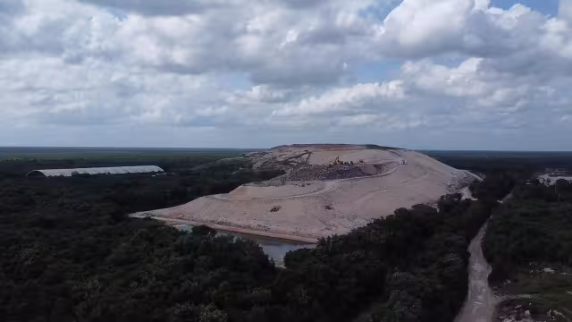 La Alcaldesa de Cancún insistió en que el basurero todavía tiene vida útil, a pesar de los estudios