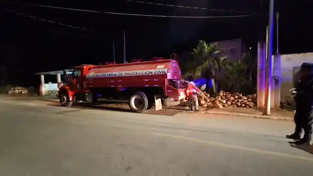 Movilización por supuesto incendio de vivienda en Tepakán termina siendo quema de palmeras