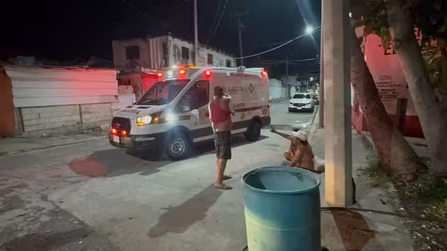 Una violenta riña en el sector Arroyo Grande de la colonia Puntilla movilizó a policías y paramédicos tras el reporte de un herido.