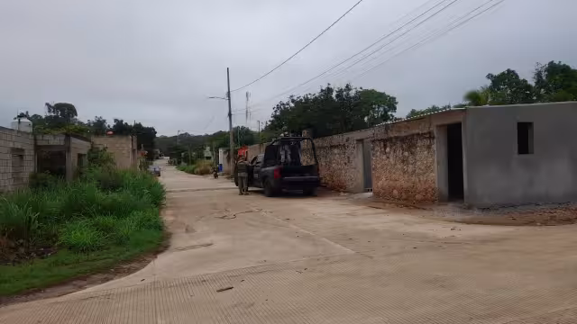 Autoridades despliegan operativo tras asesinato de un hombre en Los Chenes