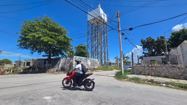 Vecinos de Ampliación Samulá, en Campeche, denuncian dos días sin agua potable.