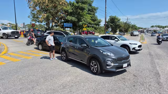 Accidente menor en Isla de Tris afecta tránsito por una hora