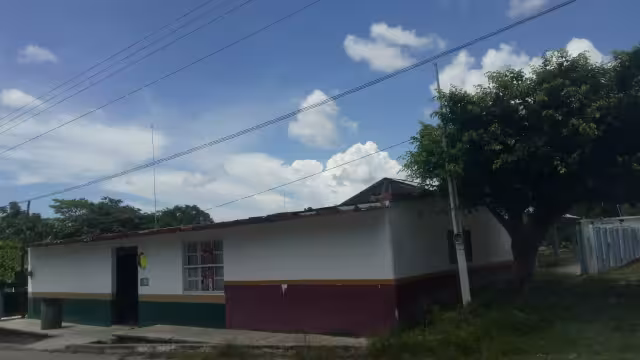 Los campesinos mencionaron que la tienda se da preferencia a los compradores con más recursos