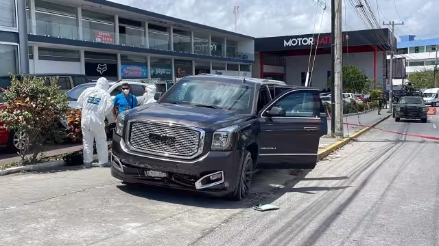 Hasta el momento han logrado establecer que se trató de una persecución entre dos camionetas