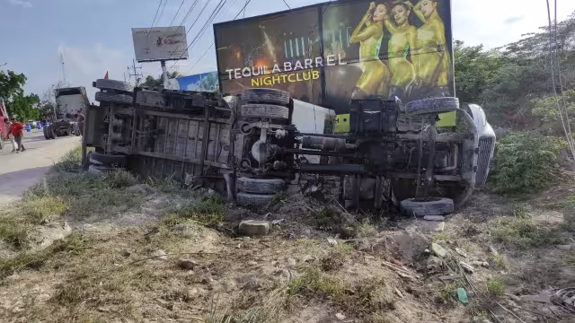 El conductor junto con su copiloto salieron ilesos