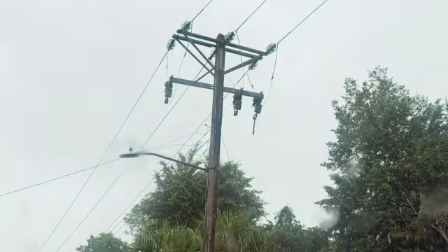 Habitantes señalaron que el apagón afecta a localidades como Laguna Kana, Yoactun y Santa Cruz Santa María