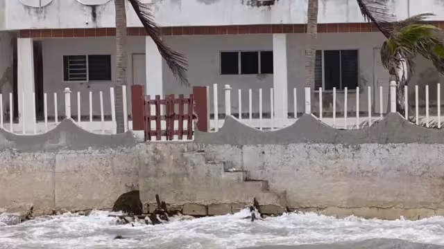 La disminución de la arena pone en jaque a dueños de propiedades y pescadores de la costa