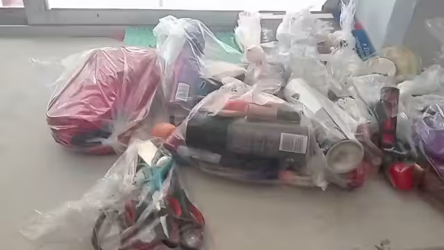 Padres cuestionan operativo mochila en secundaria técnica de Ciudad del Carmen
