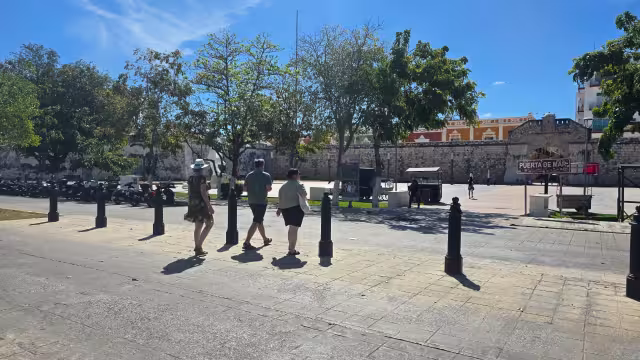 Un sistema de alta presión domina el Golfo de México y la Península de Yucatán.