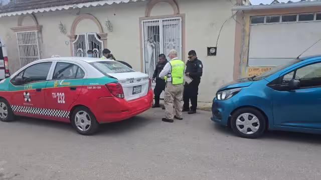 Accidente menor deja pasajera con molestias físicas