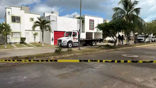 La vivienda asegurada se encuentra en la SM77 del fraccionamiento Jardines de la Costa
