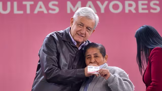 AMLO anuncia cambios en el pago de Pensión del Bienestar para Adultos Mayores