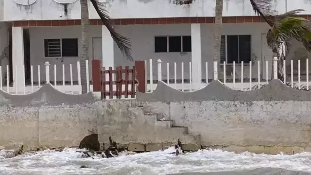 La disminución de la arena pone en jaque a dueños de propiedades y pescadores de la costa