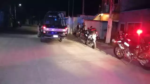 Policías arribaron al domicilio con la intención de brindar apoyo al joven que se encontraba en estado de ebriedad