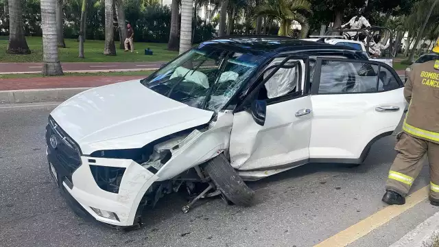 Se registro un accidente en el Bouvlevar Kukulcan Kilómetro 5 en Cancún