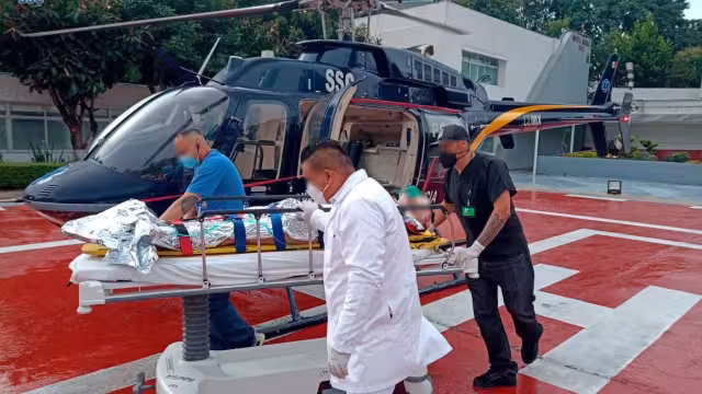 Queman vivo y entierran un palo en el rostro a joven en Xochimilco: IMÁGENES FUERTES