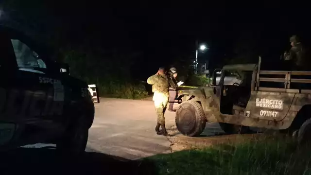 Al lugar llegaron elementos de la Sedena, quienes montaron un operativo de búsqueda