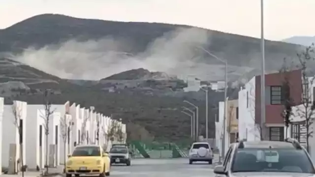Vecinos se sorprenden por explosión entre Monterrey y Nuevo León