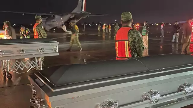 La SRE dio a conocer que cuatro de los cuerpos ya se encuentran con sus familias