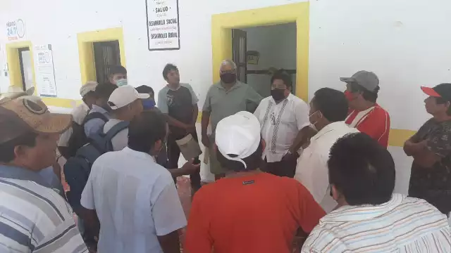 Los campesinos entablaron un diálogo con autoridades