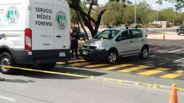 Familiares visitaron varias comisarías, pero en ninguna encontraron a un médico que la pudiera atender, tras la larga espera dejó de presentar signos vitales