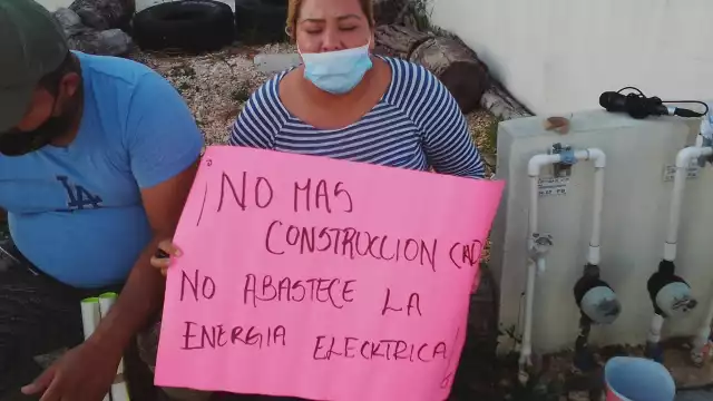 Los vecinos informaron que la energía eléctrica falla en su casas