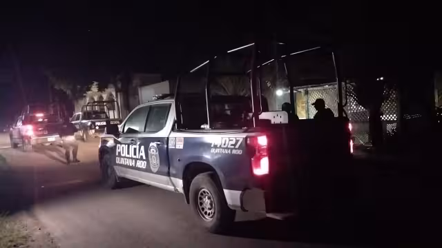 Varias unidades de la Policía Municipal y de la Guardia Nacional acudieron tras el incidente en Felipe Carrillo Puerto