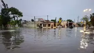 Habitantes de Chetumal, preocupados por los estragos de las lluvias