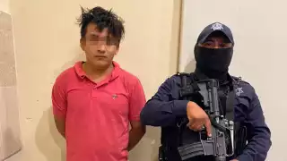 Neiser “N fue detenido por las autoridades al conducir una moto robada