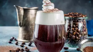 Existen varias recetas de café irlandés, solo escoge la que más te guste. Foto: Especial