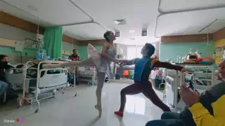 Academias de danza de Progreso llevan alegría a niños hospitalizados