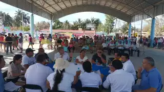 Uno de los temas principales es la recaudación del impuesto de saneamiento que se cobra en el puerto