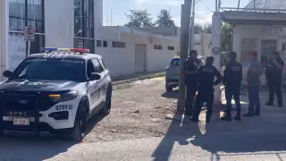 Vecinos y policías persiguen a pepenador sorprendido robando en Campeche