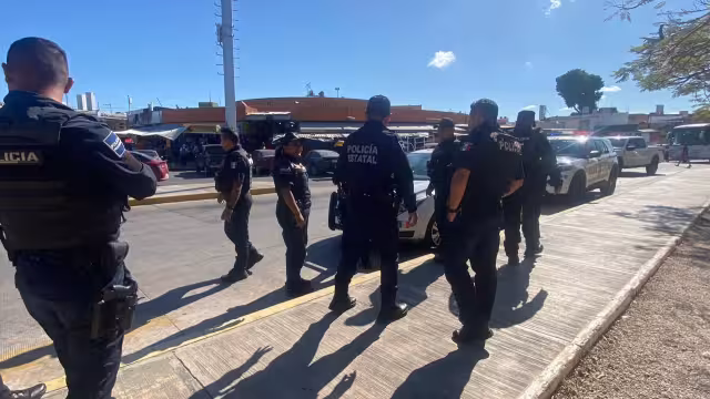 Sujeto sancionado tras portar arma de juguete en mercado principal
