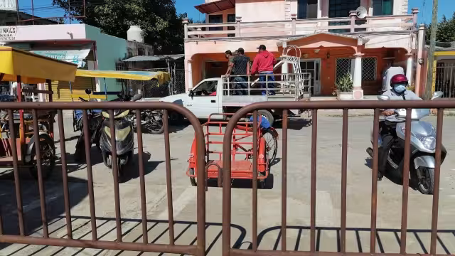 La medida entró en vigor desde ayer, debido, principalmente, a que la ciudadanía desatiende los exhortos para conservar la Sana Distancia y cuidados de mitigación