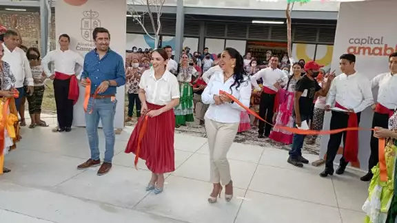 El Centro Cultural y Deportivo está ubicado en una colonia que fue regularizada durante la administración del exedil campechano prófugo, quien acusa persecución política El Centro Cultural y Deportivo está ubicado en una colonia que fue regularizada durante la administración del exedil campechano prófugo, quien acusa persecución política