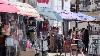 Comerciantes del Centro de Mérida aceptan posible reubicación de puestos