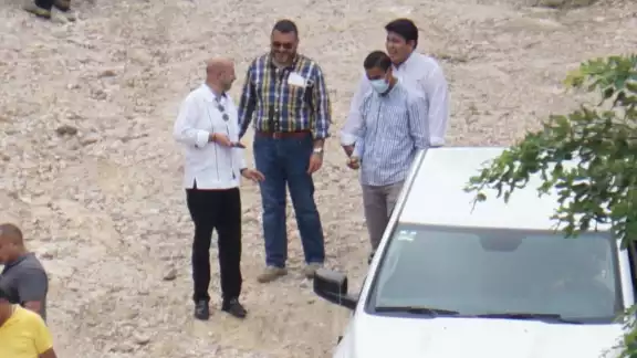 Hubo un conato de choque con las fuerzas de seguridad, pero fue controlado; “no nos avisaron”, dijo una de las residentes Hubo un conato de choque con las fuerzas de seguridad, pero fue controlado; “no nos avisaron”, dijo una de las residentes