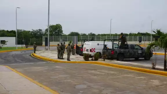 Militares quedaron varados esperando un vuelo que nunca llegó Militares quedaron varados esperando un vuelo que nunca llegó