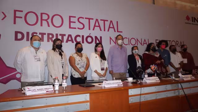 Con los datos del censo de población 6 entidades crecen en número de distritos y seis estados disminuyen