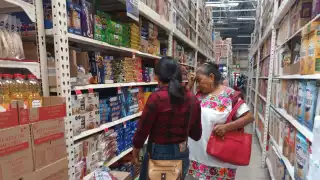 Diciembre da oxígeno a tienditas de Mérida y prevén un cierre positivo del 2025