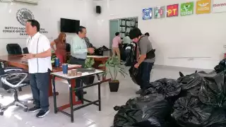 INE Yucatán destruye material electoral; reciclarán el papel para libros de texto