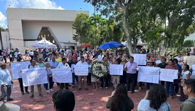 Comunidad maya protesta en Chichén Itzá