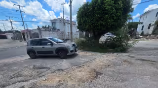Vecinos de Ampliación Kalá I en Campeche estallan por 20 años de abandono; exigen rescate urgente al Ayuntamiento