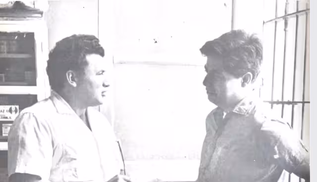 El periodista yucateco acudió a la cárcel en Chilpancingo, donde fue recluido el político veracruzano tras los hechos violentos de Guerrero