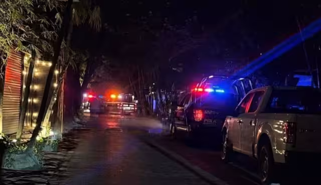 Los cuerpos fueron trasladados a las instalaciones del servicio médico forense