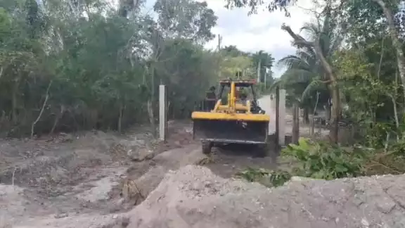 Los habitantes considerar un abuso por parte de las autoridades ejidales, la privatización del lugar Los habitantes considerar un abuso por parte de las autoridades ejidales, la privatización del lugar