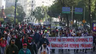 Pese a hablar con personal de Presidencia y del Gobierno de CDMX, decidieron partir rumbo al Senado.